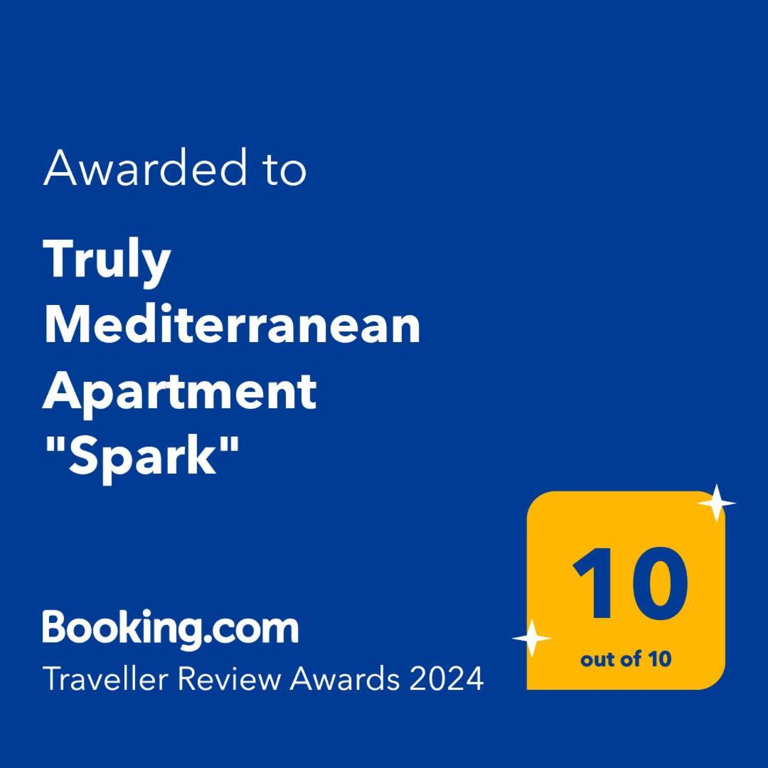 Truly Mediterranean Apartment "Spark" กอร์จูลา ภายนอก รูปภาพ