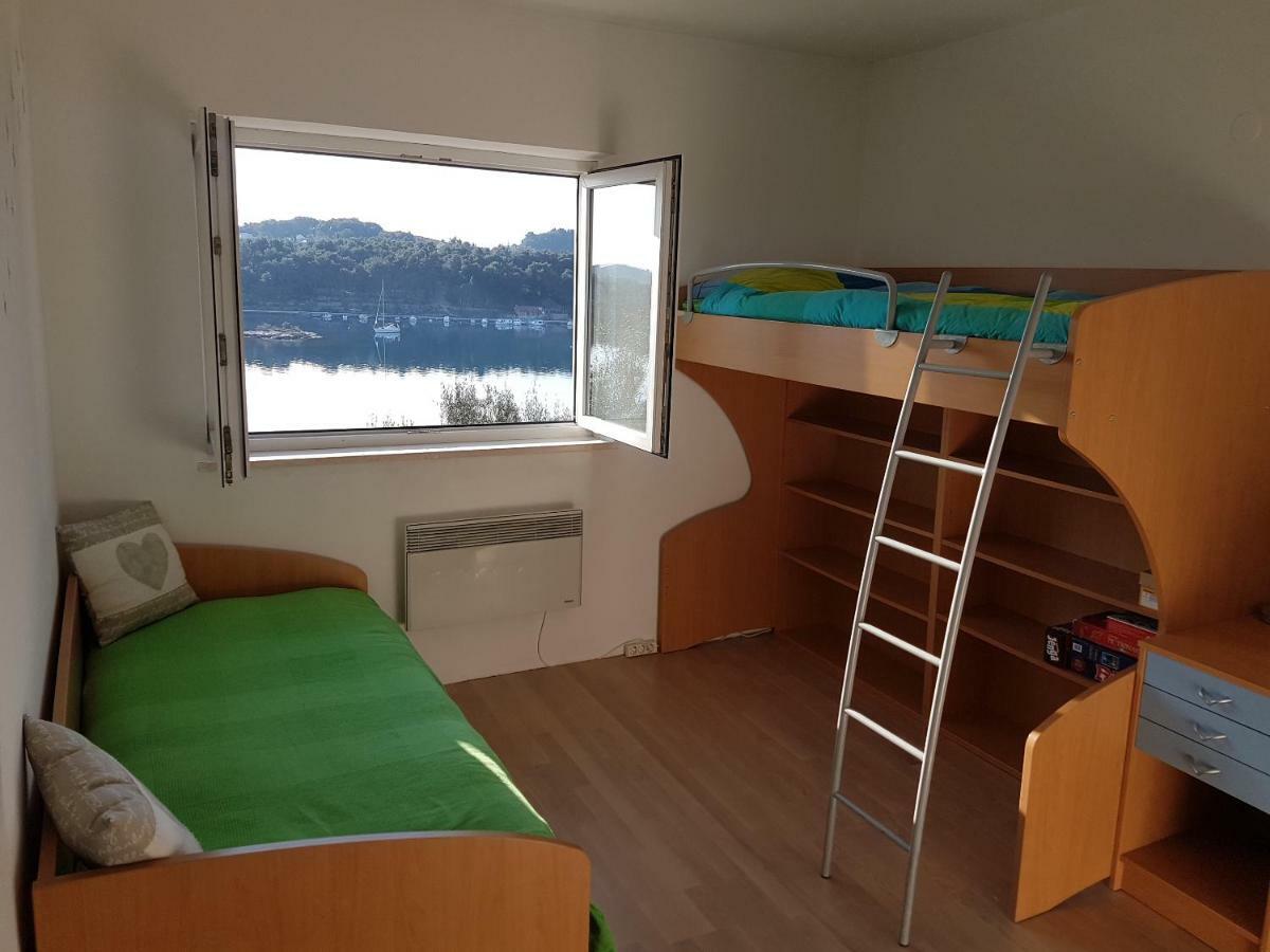 Truly Mediterranean Apartment "Spark" กอร์จูลา ภายนอก รูปภาพ